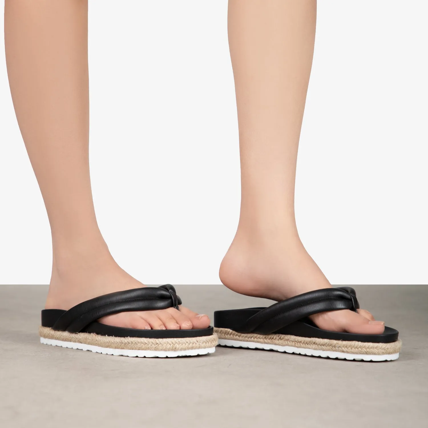 RAID Calvine Flat Sandals in Black