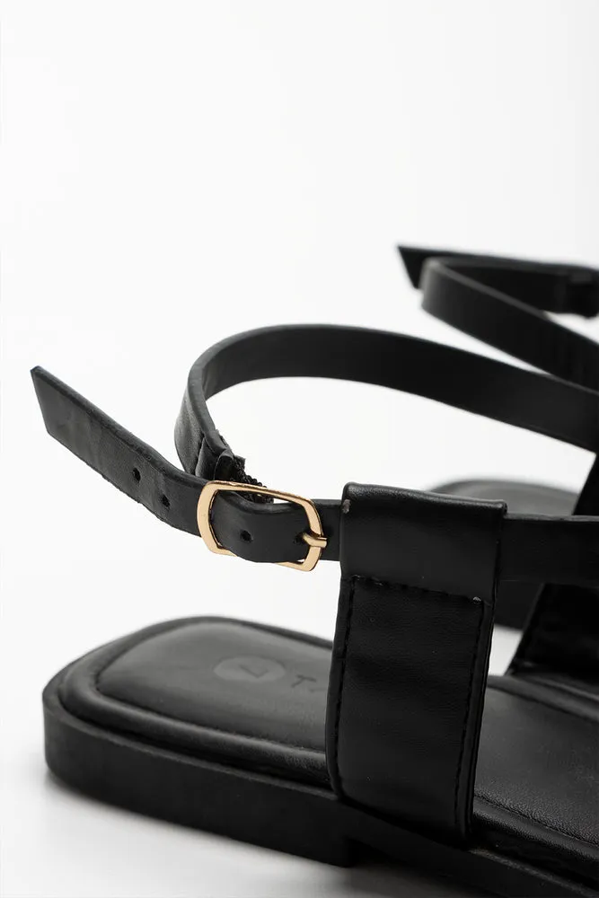 Toe Post Strappy Sandal Black